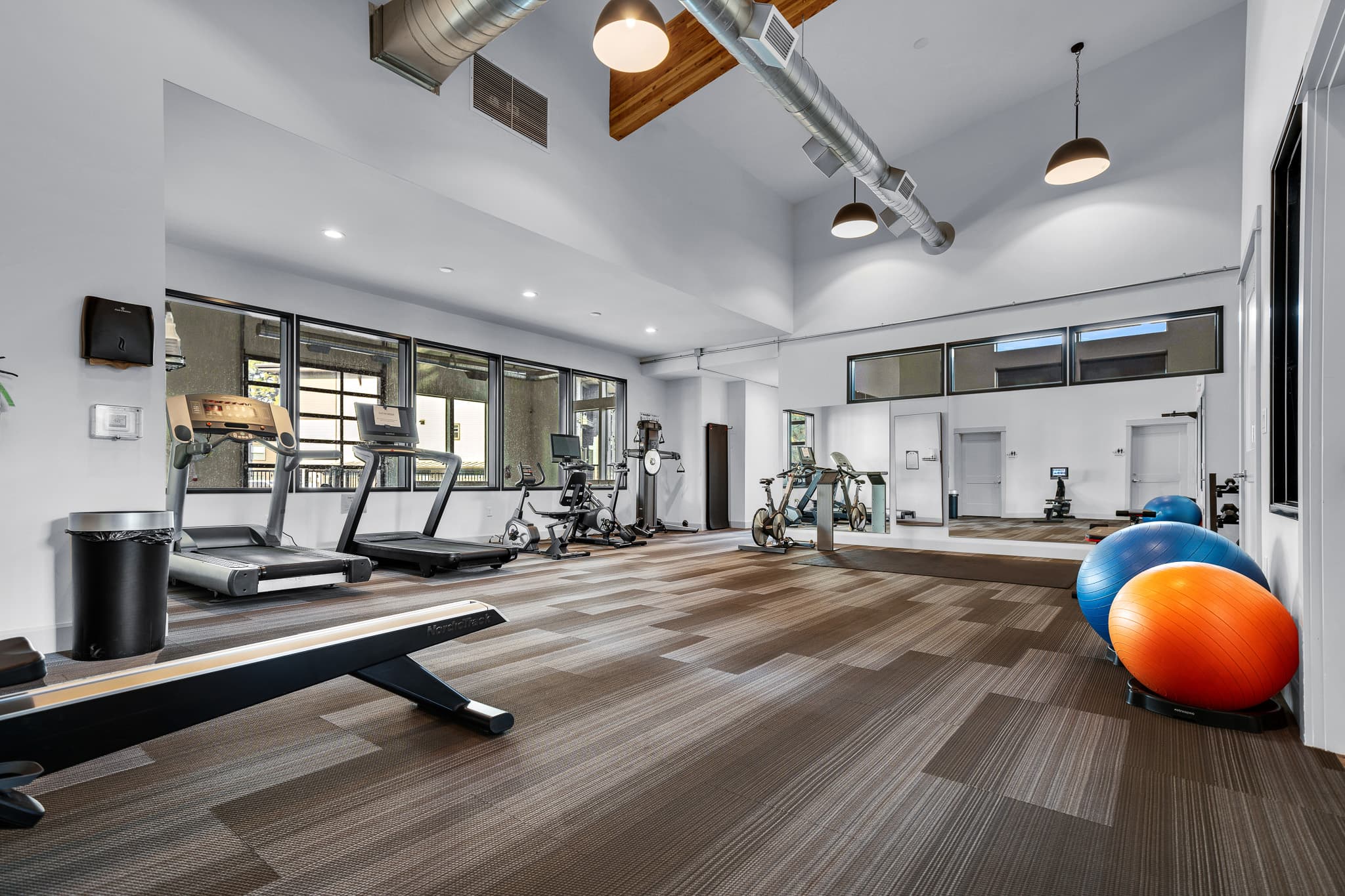 24-Hr Fitness Center
